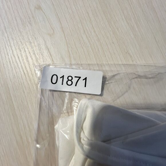 Chicos White Ruffle 3/4 Sleeve Blouse Small NWT Casual Summer Vacation Beach - Picture 10 of 10